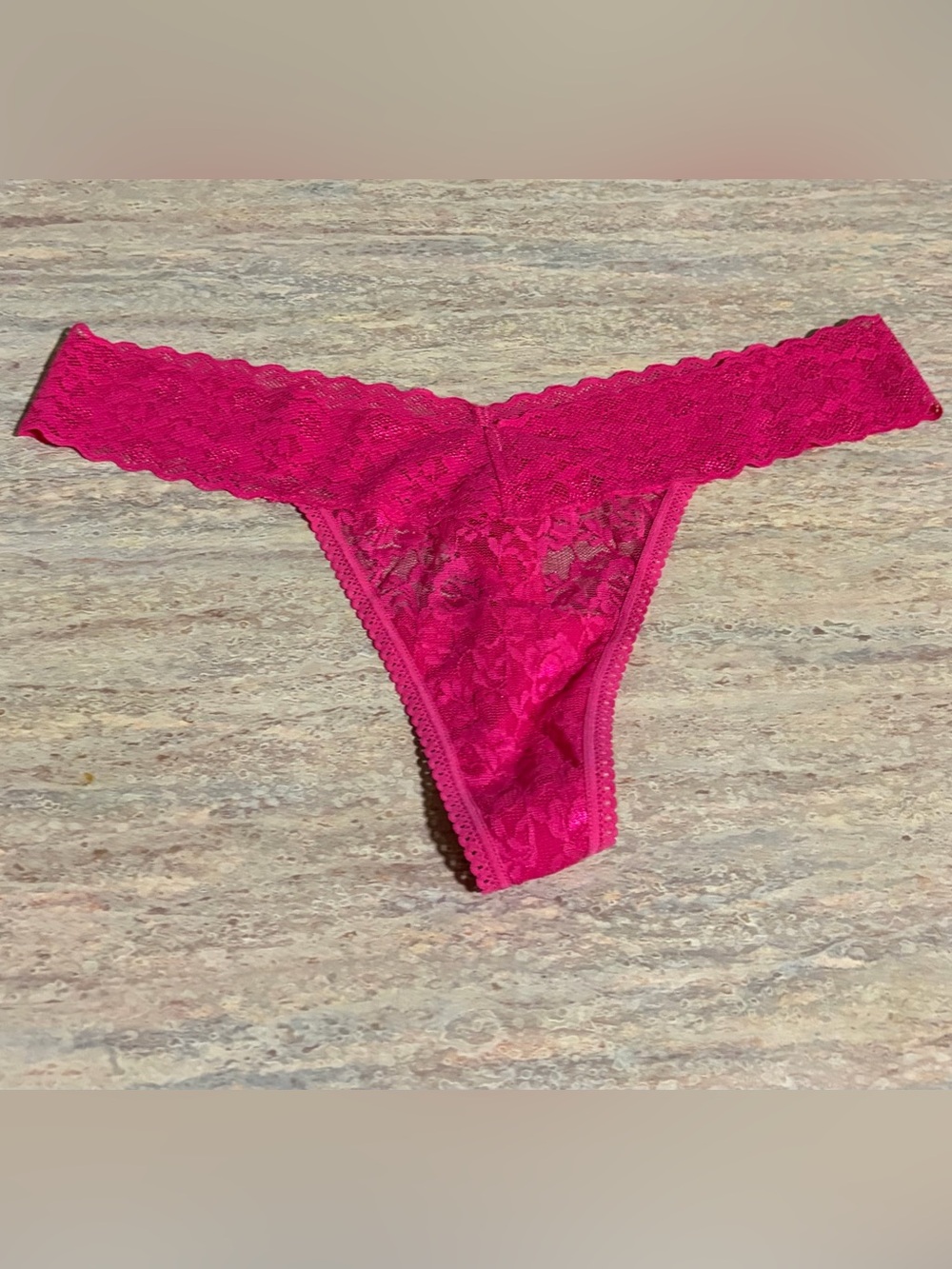 NWOT Betsey Johnson Women’s Lace Thong Panty - Hot Pink
